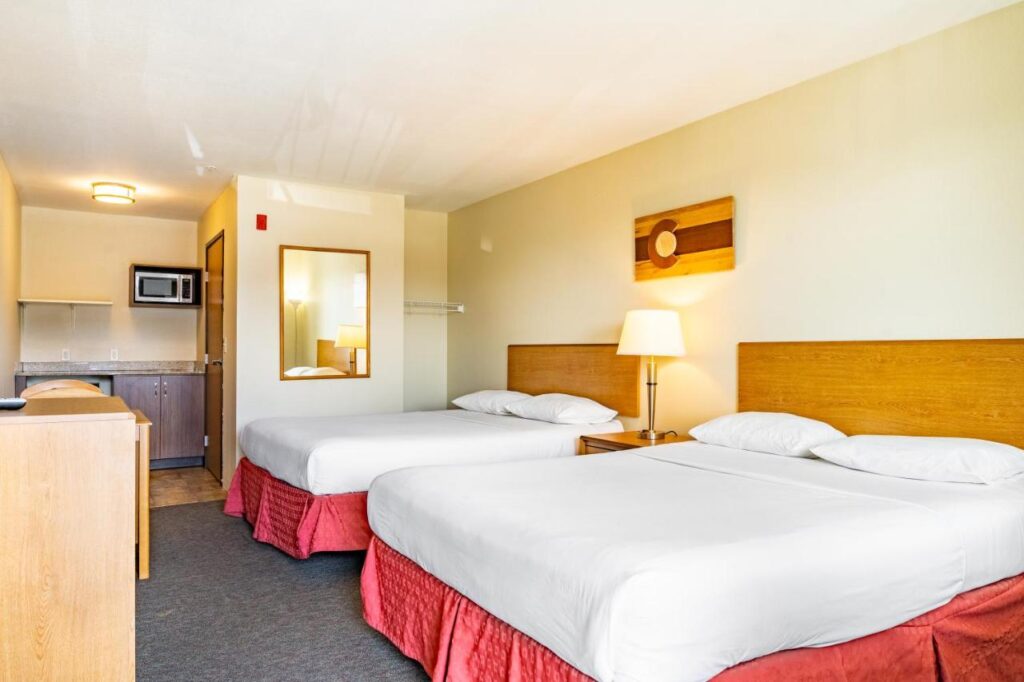 City Inn - Image 5