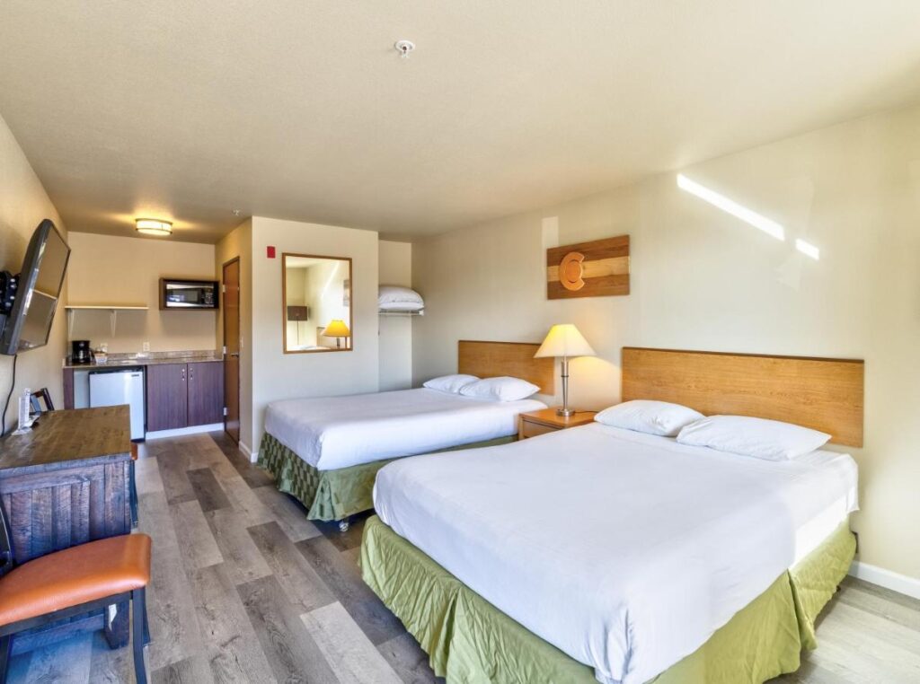 City Inn - Image 6