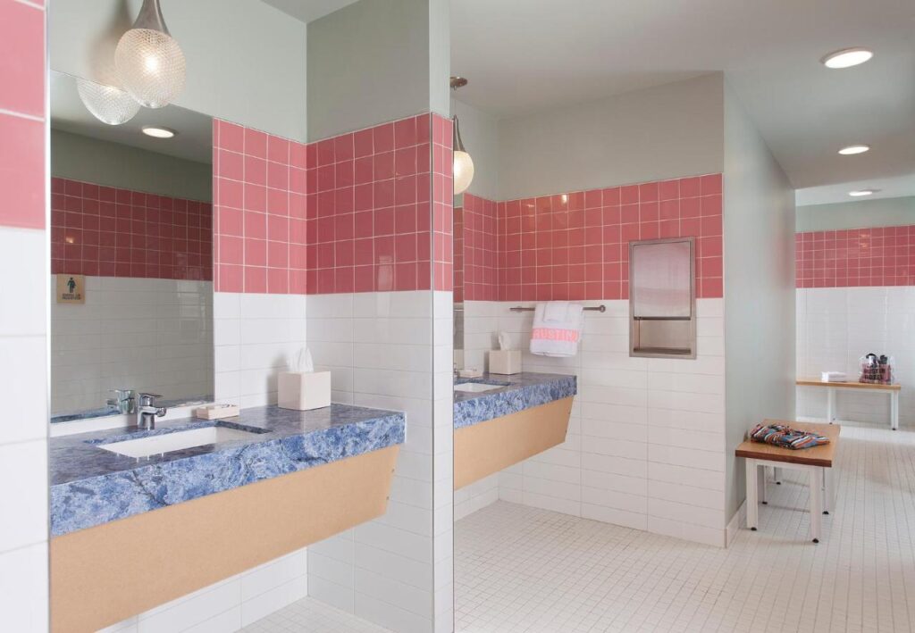The Cabins at East Austin Hotel - Image 3