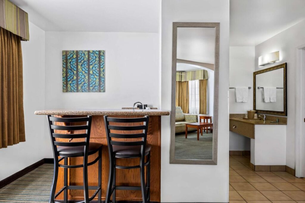Best Western Liberty Inn - Image 5
