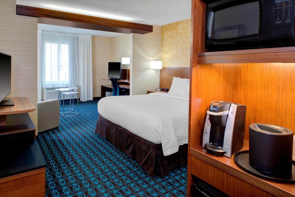 Fairfield Inn & Suites by Marriott Bakersfield North/Airport - Image 6