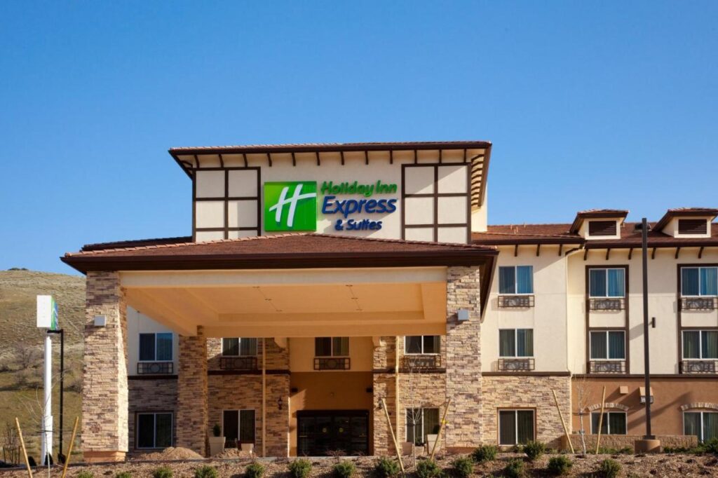 Holiday Inn Express & Suites Frazier Park by IHG - Image 1