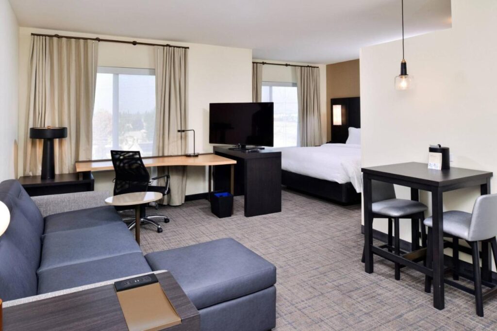 Residence Inn by Marriott Bakersfield West - Image 3