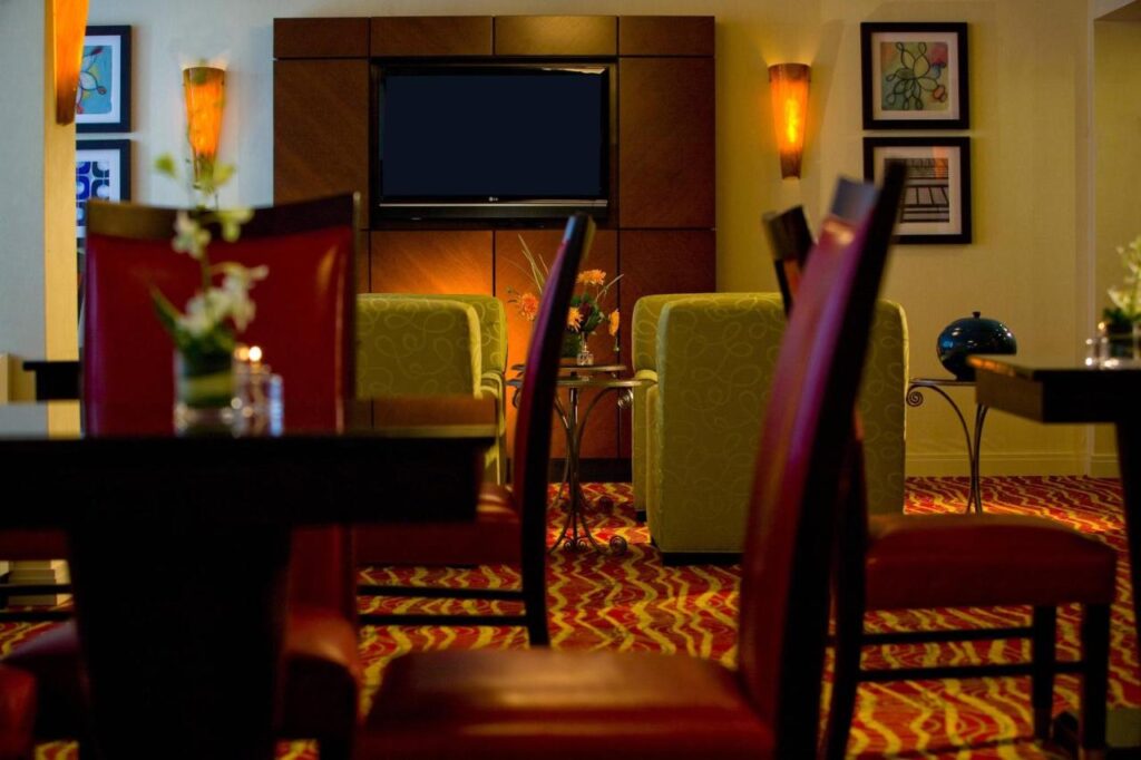 Baltimore Marriott Inner Harbor at Camden Yards - Image 4