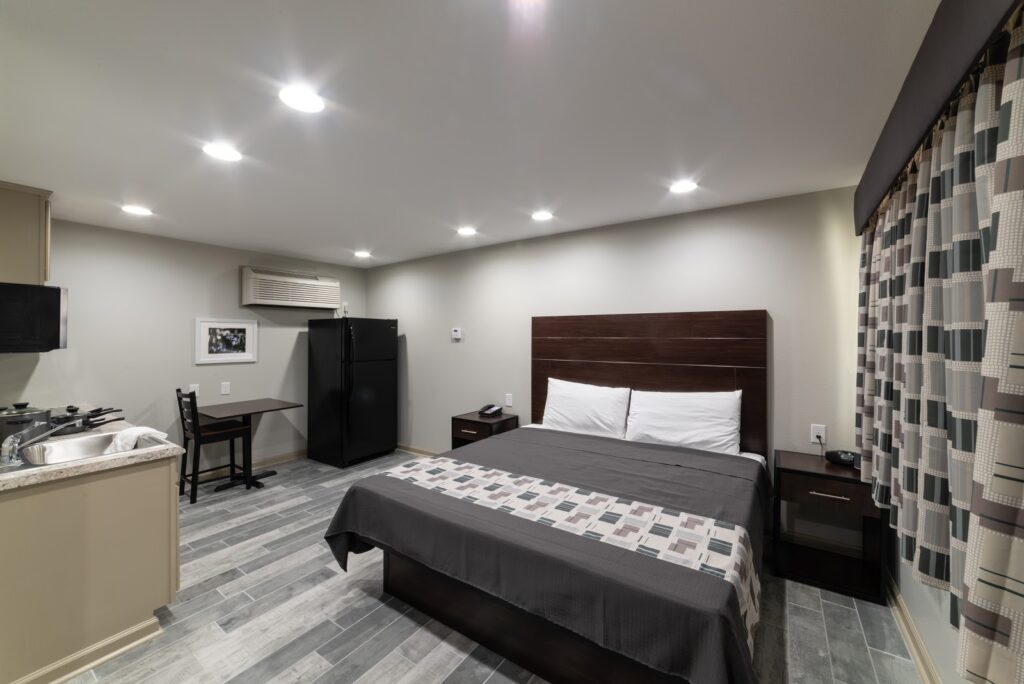 Budget Inn & Suites Baton Rouge - Image 5