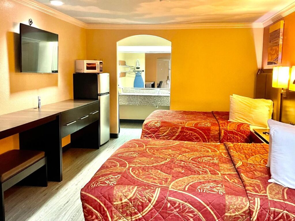 Luxury Inn Liberty - Image 6