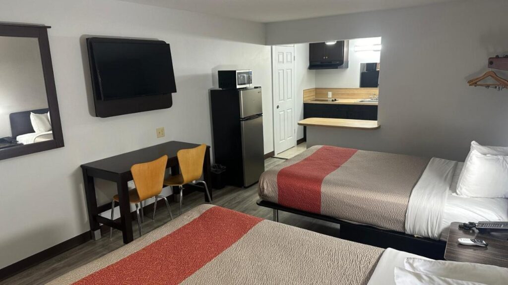 Motel 6-Winnie, TX - Image 6