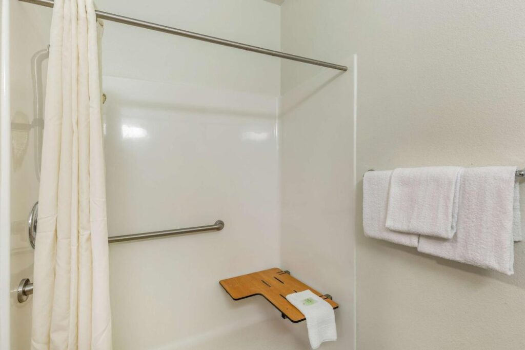 Studio 6-Orange, TX - Image 6