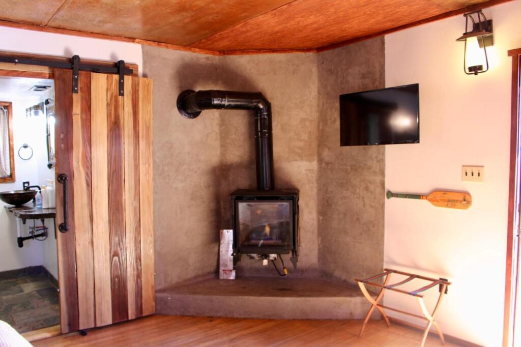 Boulder Bay Cottages - Image 3