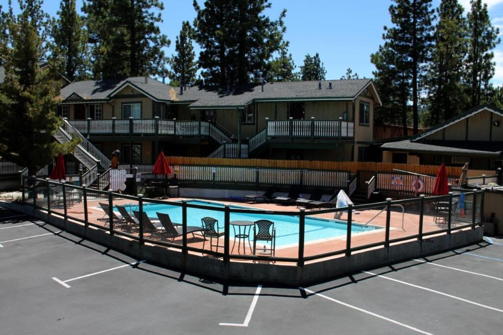 Fireside Lodge - Image 1