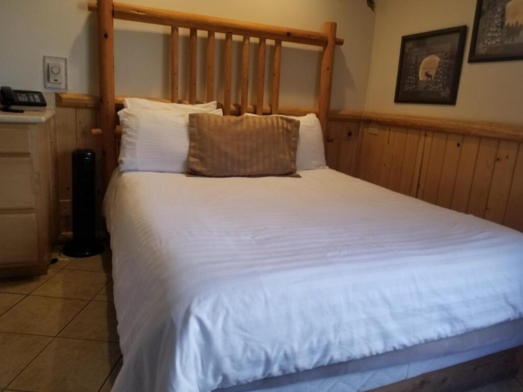 Fireside Lodge - Image 5