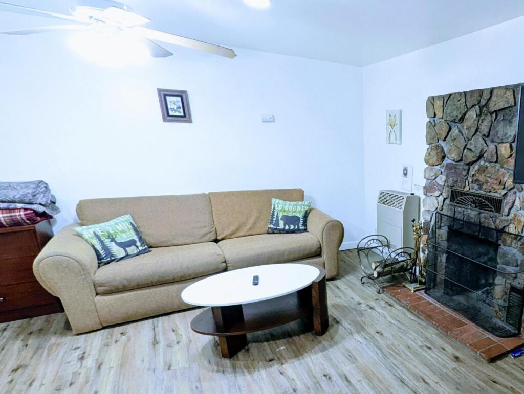 Fox n Bear Cottages Big Bear - Image 4