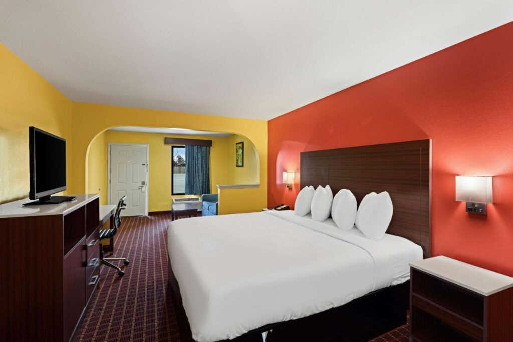 SureStay by Best Western Gulfport - Image 2