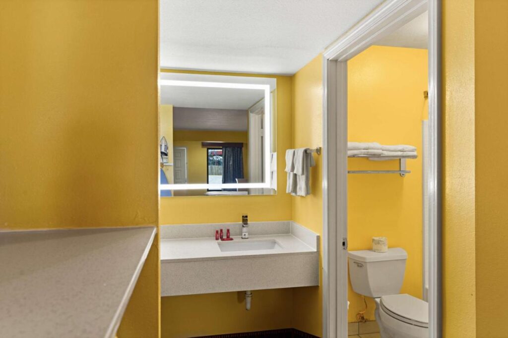 SureStay by Best Western Gulfport - Image 3