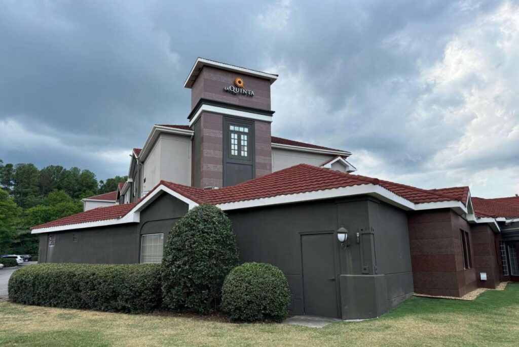 La Quinta by Wyndham Birmingham Homewood - Image 1