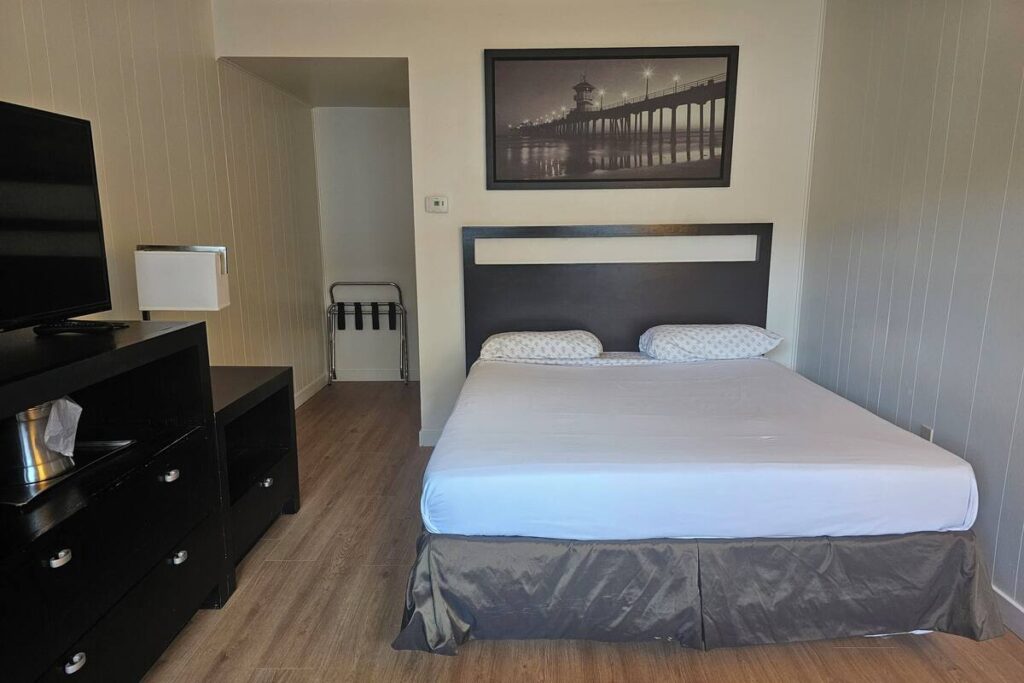 H&H Motor Lodge - Image 4