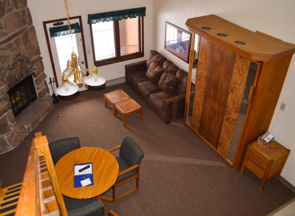 The Inn at Silvercreek - Image 4