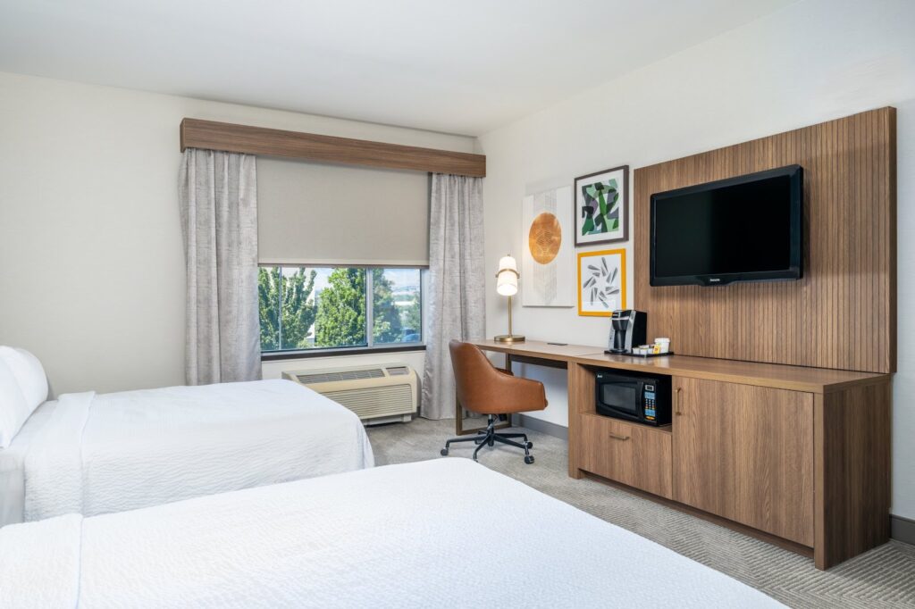 Holiday Inn Express & Suites Boise Airport by IHG - Image 6