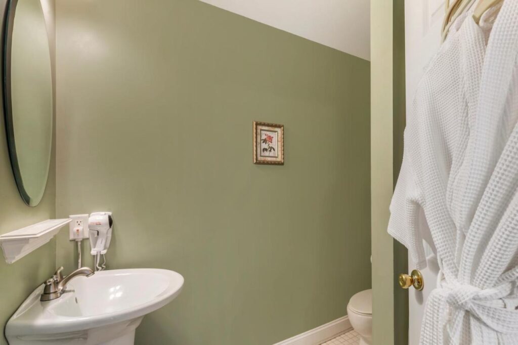 Essex Street Inn & Suites, an Ascend Collection Hotel - Image 3