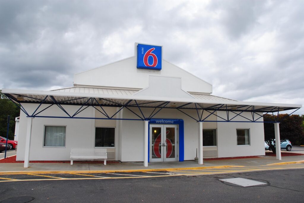 Motel 6-Seekonk, MA - Providence East - Image 5