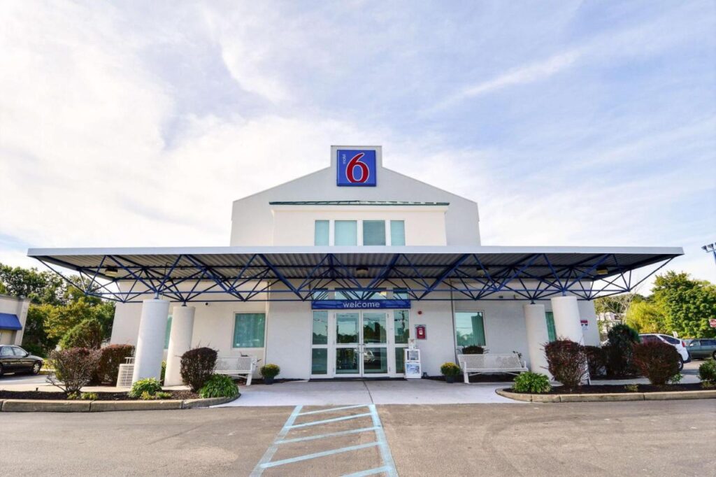 Motel 6-Tewksbury, MA - Boston - Image 1