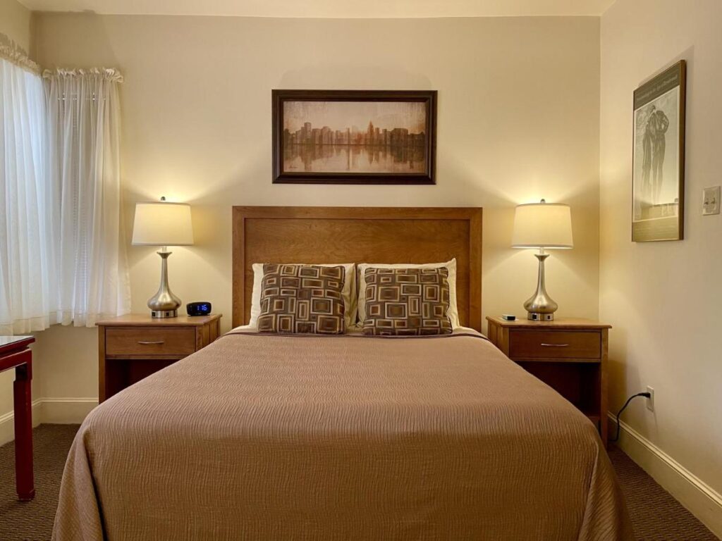 Oasis Guest House - Image 1