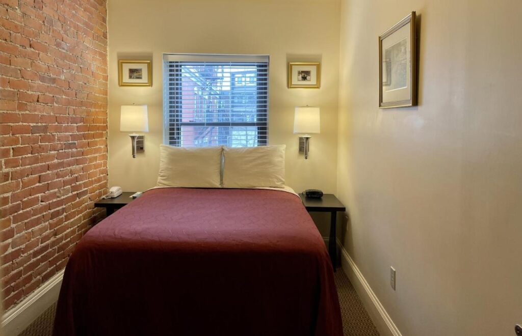 Oasis Guest House - Image 2