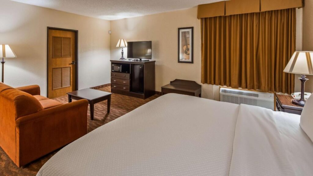 Best Western Music Capital Inn - Image 1