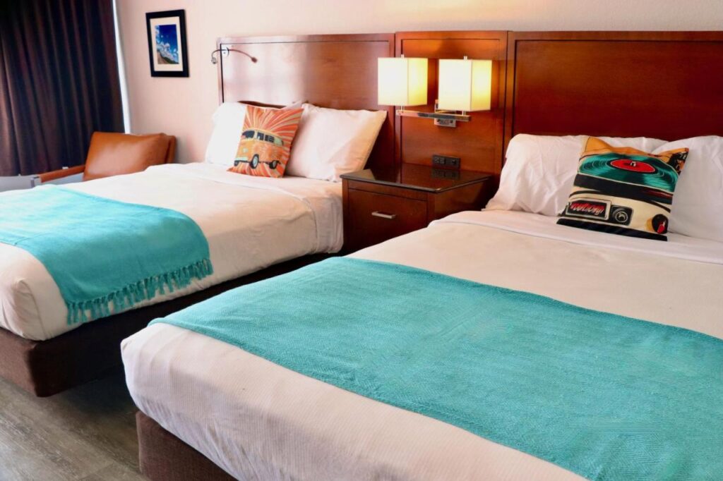 The Retro Hotel - Image 2