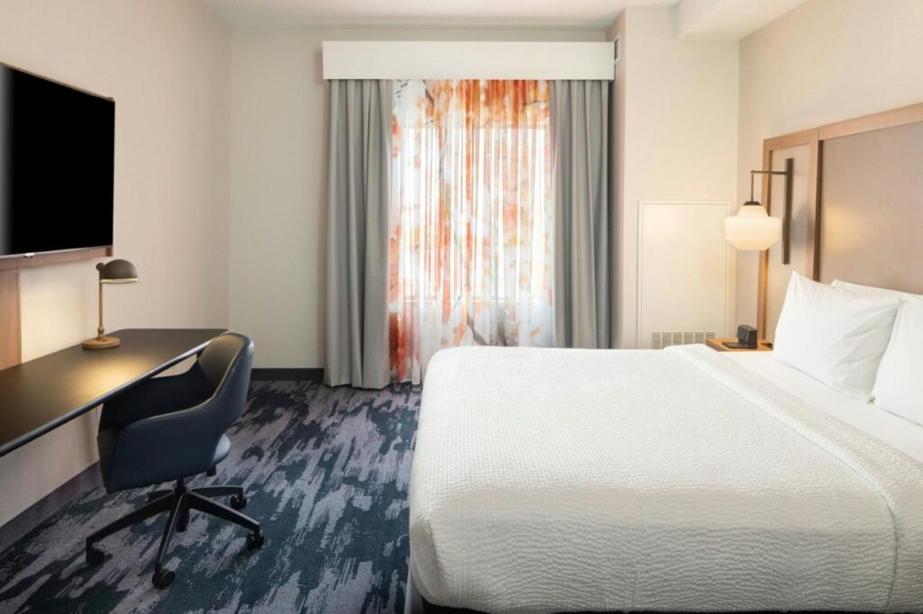 Fairfield Inn & Suites – Buffalo Airport - Image 2