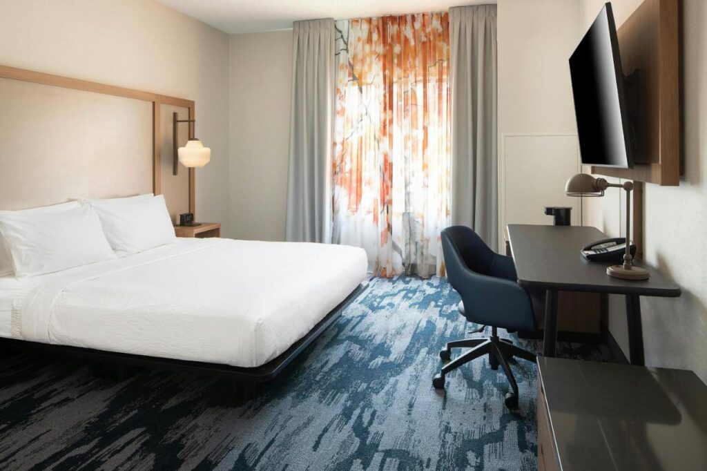 Fairfield Inn & Suites – Buffalo Airport - Image 3