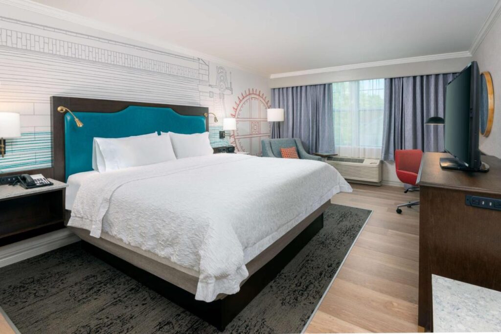Hampton Inn Buffalo-Williamsville - Image 4