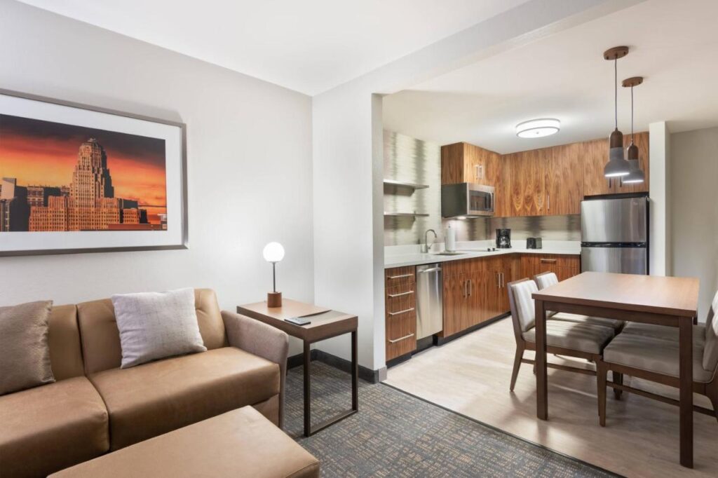 Residence Inn by Marriott Buffalo Downtown - Image 2