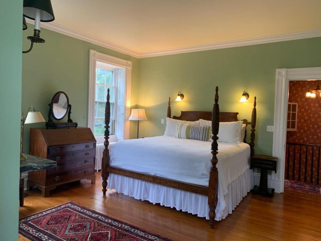 Delano Homestead Bed and Breakfast - Image 2