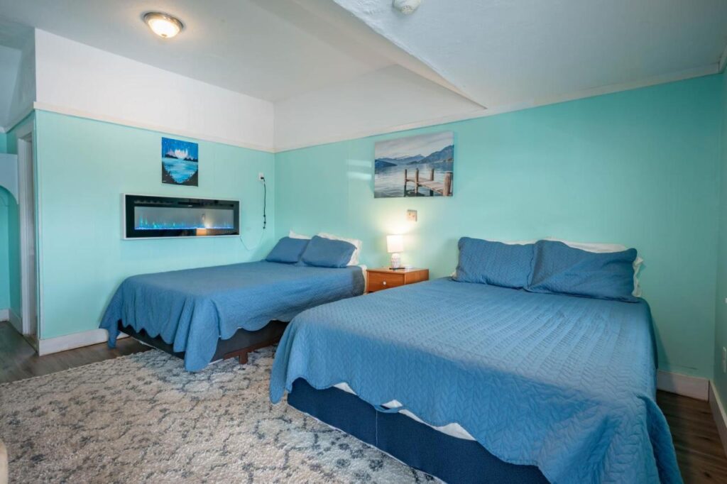 Jonathan Edwards Motel - Image 4