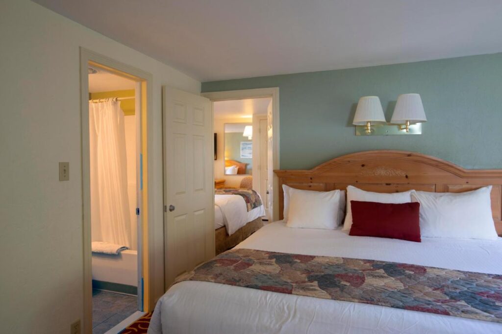 The Corsair & Cross Rip Oceanfront - Image 5