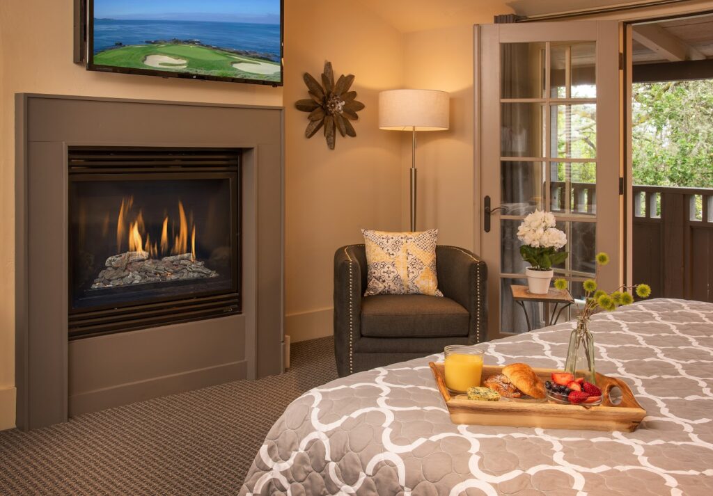 Carmel Country Inn - Image 6