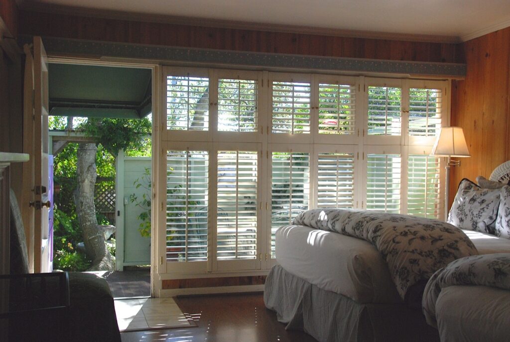 Carmel Resort Inn - Image 5