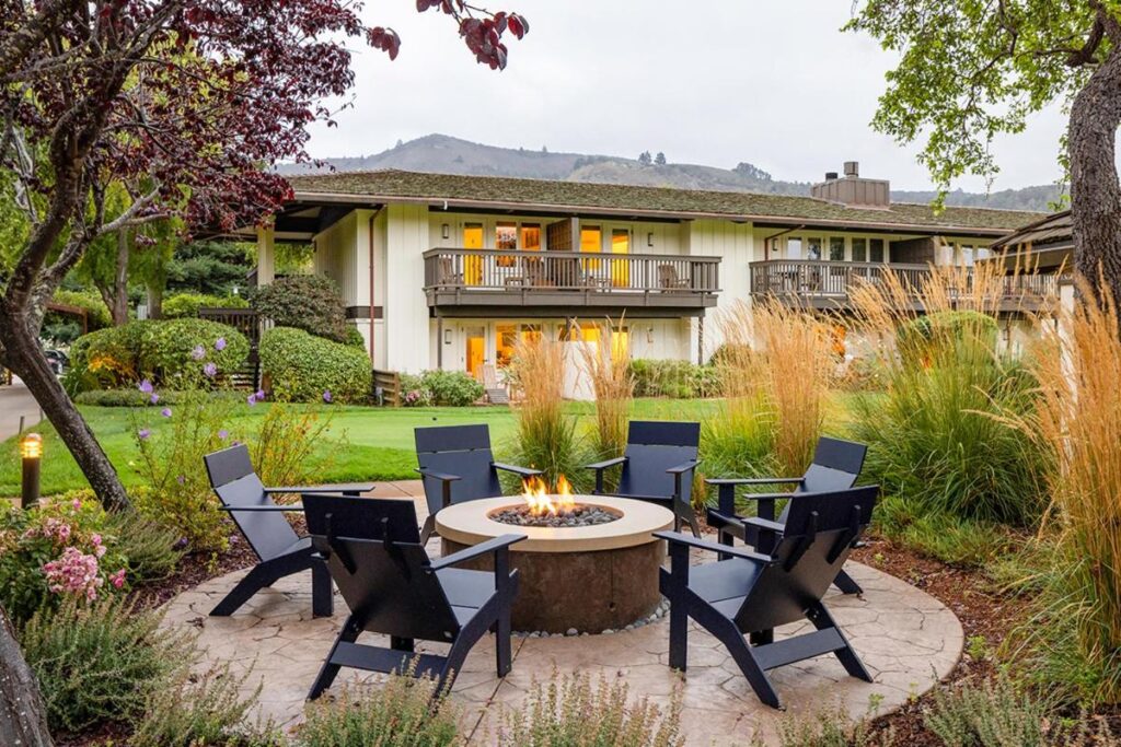The Quail Lodge - Image 3