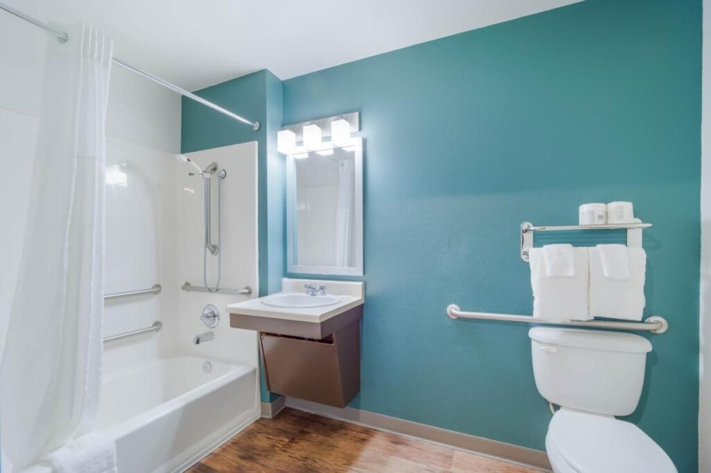 WoodSpring Suites | North Charleston Airport I-526 - Image 5