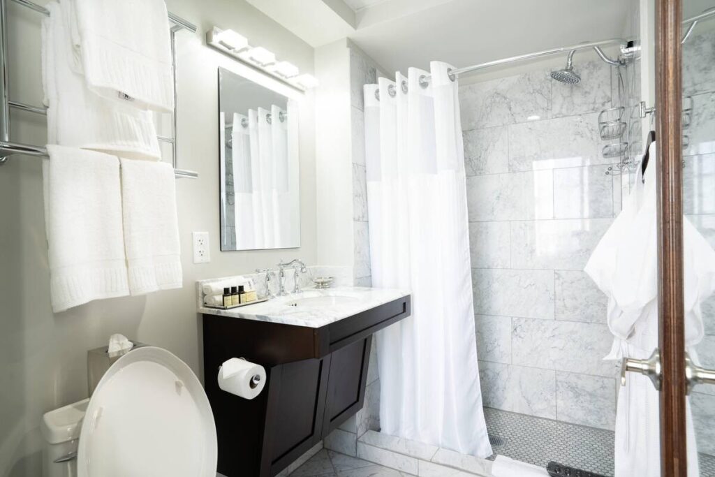 The Esquire Hotel Downtown Gastonia, an Ascend Collection Hotel - Image 4