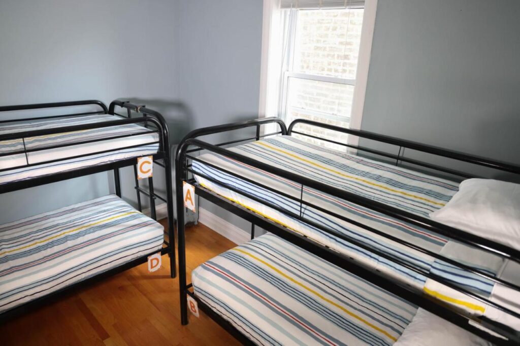 Wrigley Hostel - Chicago - Image 3