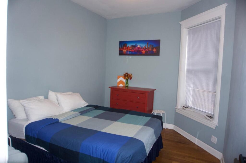 Wrigley Hostel - Chicago - Image 4