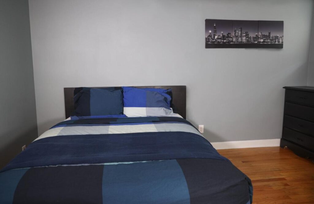 Wrigley Hostel - Chicago - Image 5