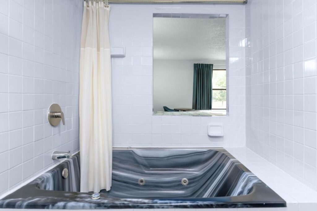 Motel 6 - Franklin, OH - Image 2