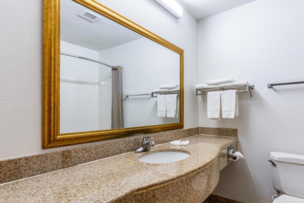 Motel 6 Walton, KY - Richwood - Cincinnati Airport South - Image 2
