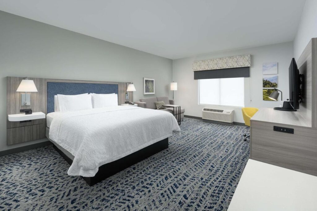 Hampton Inn by Hilton Ashland City, Tn - Image 5