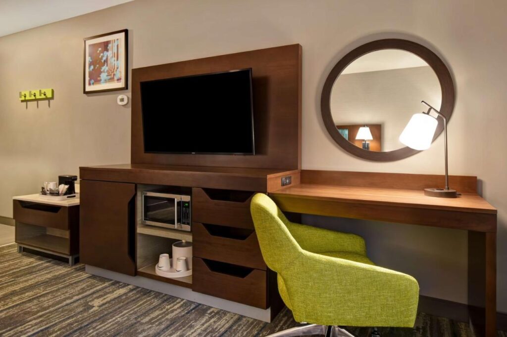 Hampton Inn Pleasant View - Image 3