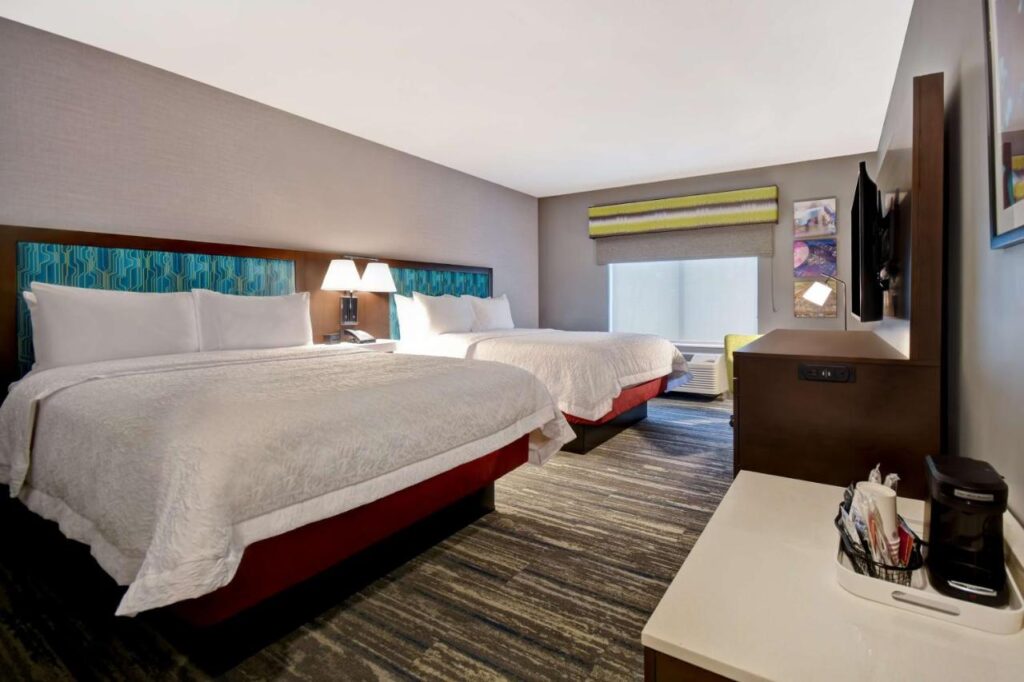 Hampton Inn Pleasant View - Image 6