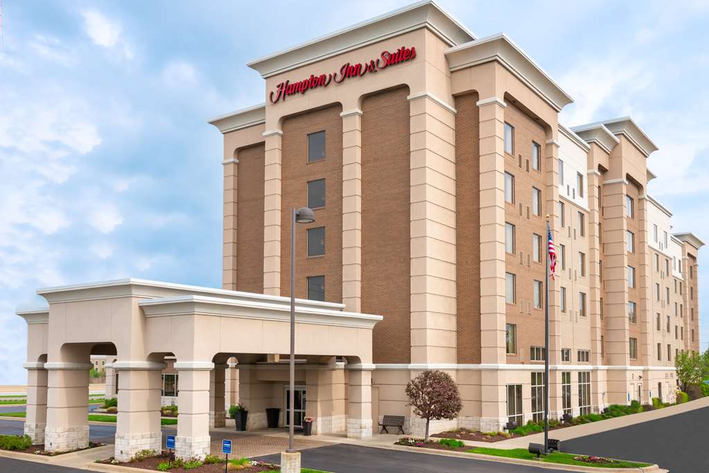 Hampton Inn & Suites Cleveland-Beachwood - Image 5